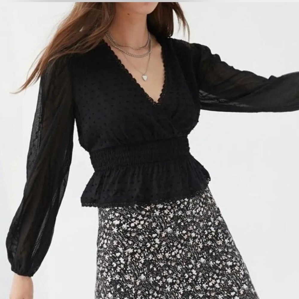 Leyden Black Top with Red Logo Label